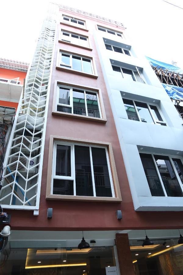 Rose Nana Hotel Bangkok Exterior photo