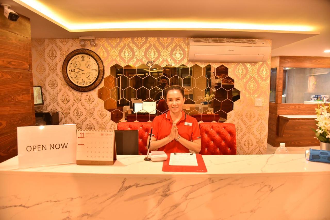 Rose Nana Hotel Bangkok Exterior photo
