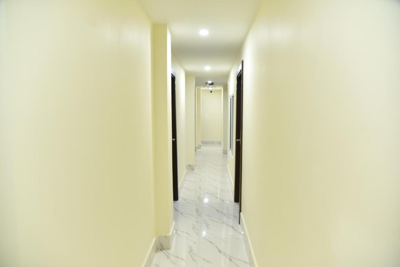 Rose Nana Hotel Bangkok Exterior photo